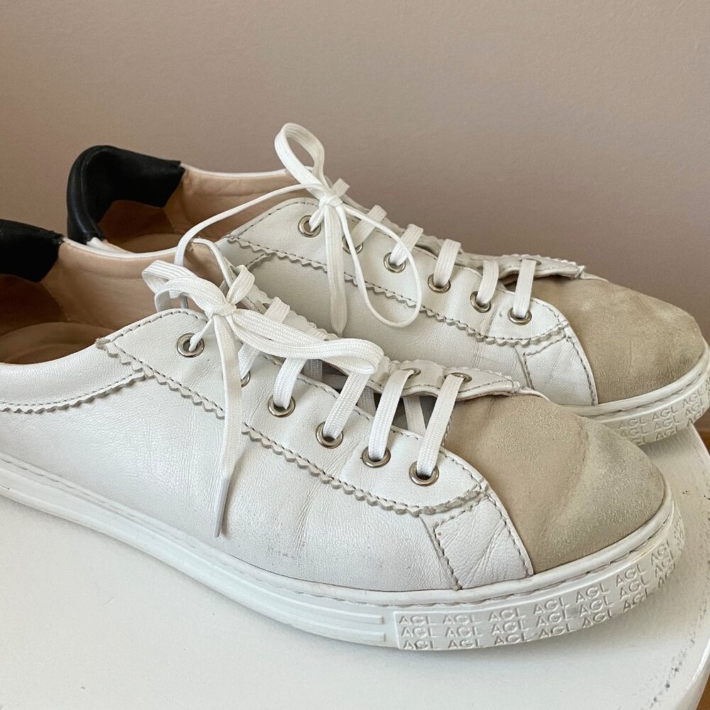AGL Sade Sneakers in White & Black Size 39/9